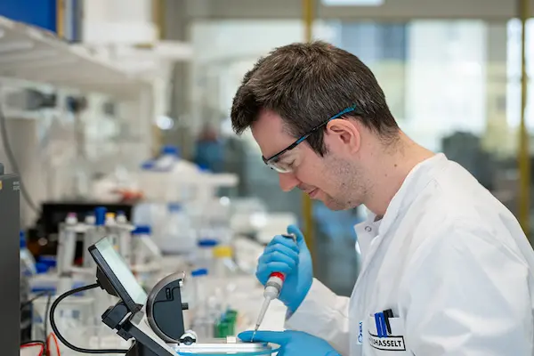 Benefits of Combining Ipamorelin and CJC-1295