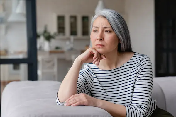 Best Peptides for Women in Perimenopause